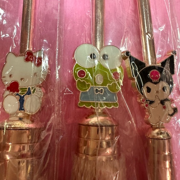 Sanrio Character Makeup Brush Set - Pink and Gold - Picture 6 of 13